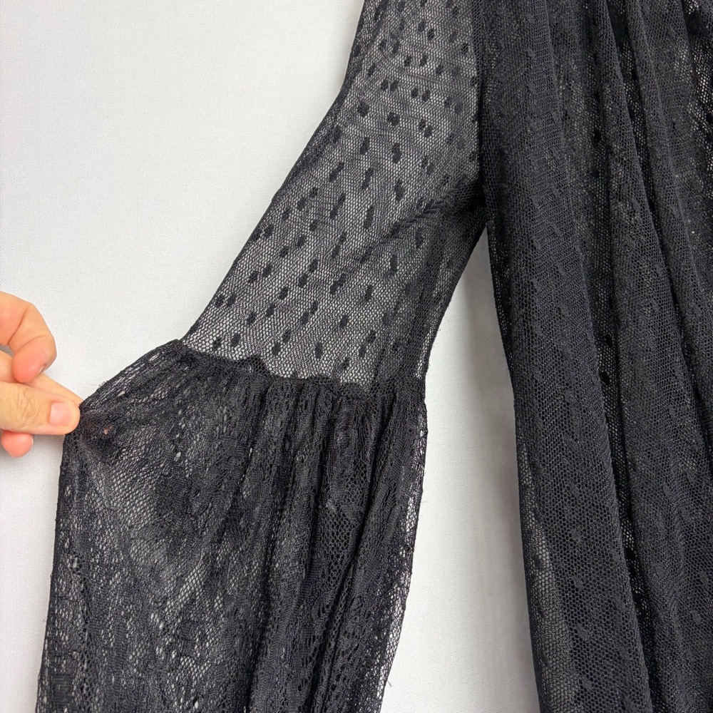 Free People Far Away Too Sz M Lace V Neck Black Boho Hippie Witchy Whimsigoth - Picture 13 of 15